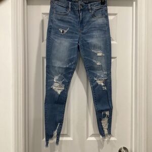 American Eagle ripped Jeans
